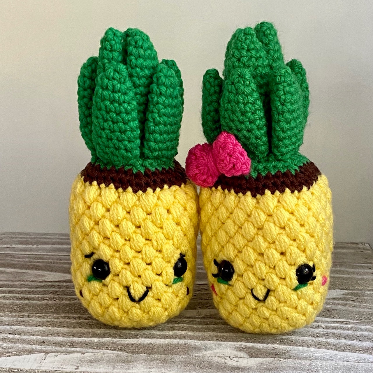 Crochet these 🍍 Fun Free Pineapple Crochet Patterns 🍍 • Oombawka Design  Crochet